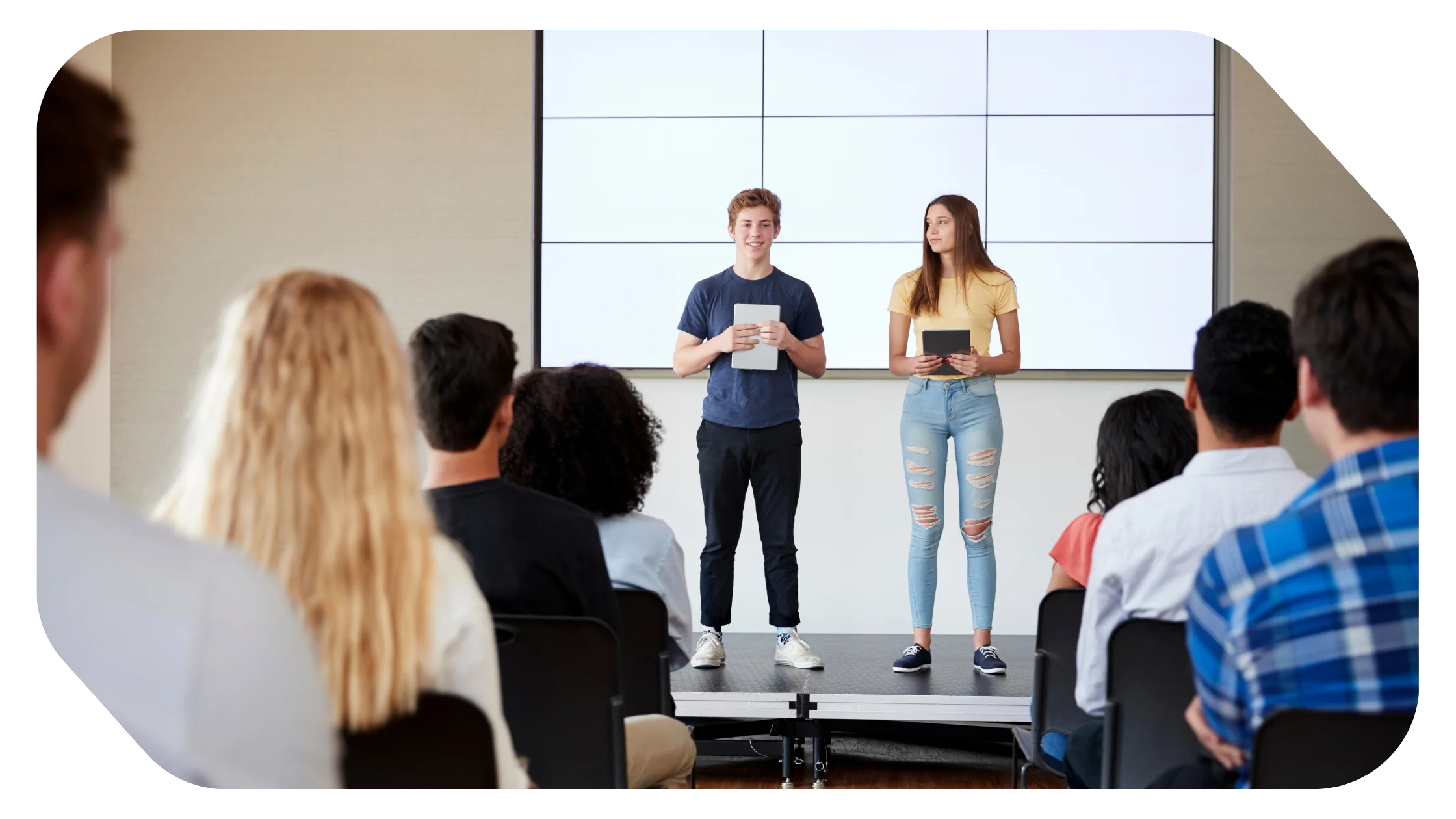 Communication Skills Classes for High School Students in the USA